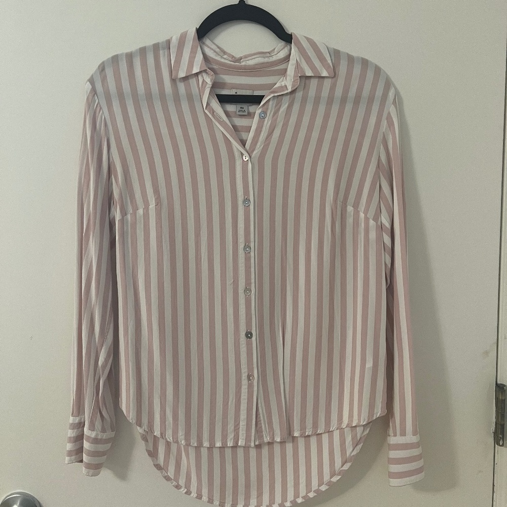 Pink & White striped Universal Thread button down XS